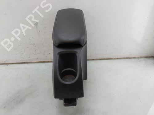 Used Armrest / Center console Armrest / Center console 39007031 39007031