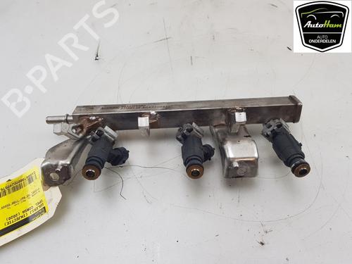 Used Injection rail OPEL CORSA F (P2JO) 1.2 (68) (75 hp) 18829913