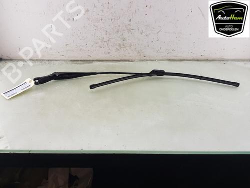 Used Front windshield wiper arm PEUGEOT 2008 I (CU_) 1.2 THP 110 / PureTech 110 (110 hp) 22903245