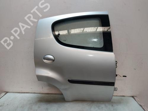 Used Right rear door PEUGEOT 107 (PM_, PN_) 1.0 (68 hp) 30121819