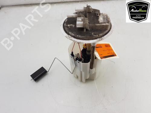 Used Fuel pump RENAULT TRAFIC III Van (FG_) 1.6 dCi 140 (FGMA) (140 hp) 13104932