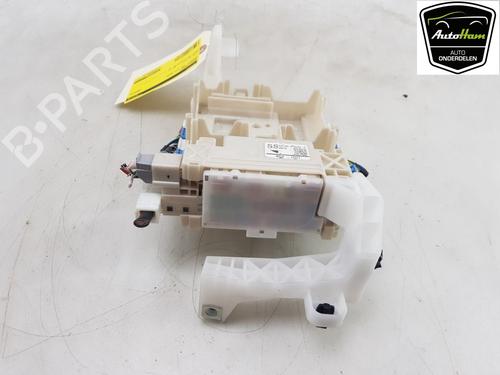Fuse box PEUGEOT 108 1.0 VTi | BP21597778E1 