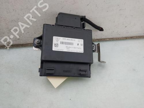 Used Electronic module Electronic module PORSCHE CAYENNE (92A) 4.8 Turbo (500 hp) 40504131 40504131