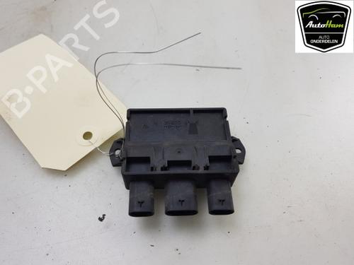 Used Electronic module Electronic module BMW 3 (F30, F80) 330 e (252 hp) 15627818 15627818
