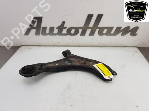 Used Right front suspension arm KIA SPORTAGE IV (QL, QLE) 1.6 GDI (132 hp) 12037436