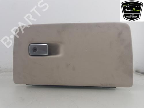 Handskerum BMW X5 (G05, F95) xDrive 45 e Plug-in-Hybrid | BP16899026C95 