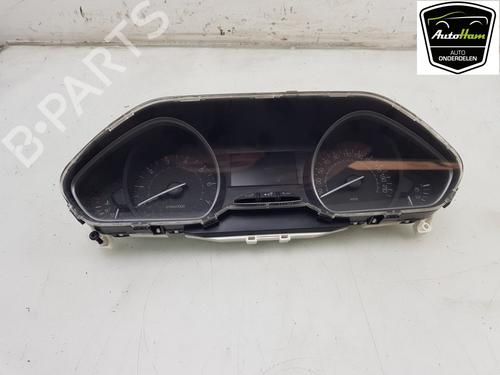 Used Instrument cluster PEUGEOT 208 I (CA_, CC_) 1.2 VTI 82 (82 hp) 17318283