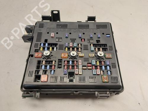 Used Fuse box Fuse box 37179675 37179675