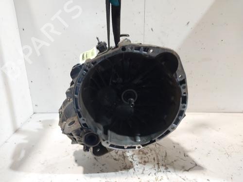 Used Gearbox Gearbox RENAULT TRAFIC III Van (FG_) 2.0 dCi 120 (FGMN) (120 hp) 32087379 32087379