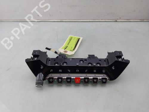 Used Warning switch PEUGEOT 208 II (UB_, UP_, UW_, UJ_) e-208 (136 hp) 30351783