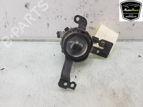 right-front-fog-light-kia-stonic-yb-10-t-gdi-92202h8400-2017-17541771 main image