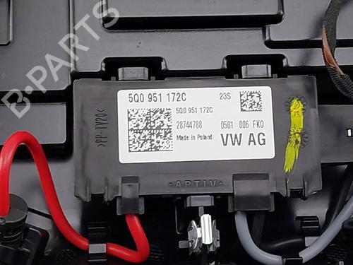 Interior roof light SKODA ELROQ (PYL) 60 | BP32415626I8 