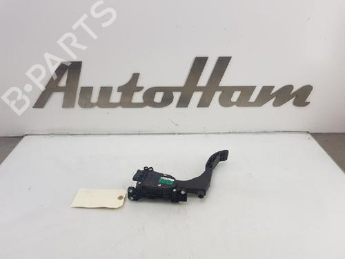 Used Pedal VW POLO V (6R1, 6C1) 1.2 TDI (75 hp) 12032276