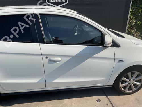 Right front door MITSUBISHI MIRAGE / SPACE STAR VI Hatchback (A0_A) 1.2 (A03A) | BP27498815C3 