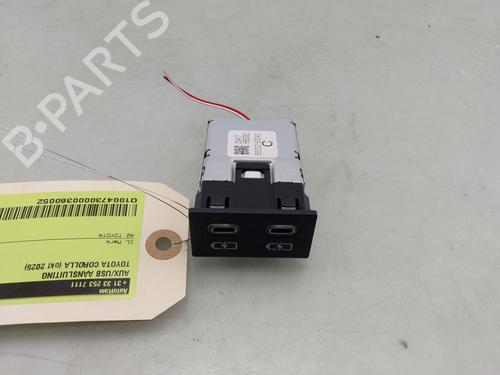 Used Electronic module Electronic module TOYOTA COROLLA Cross (ZVG1_, ZSG1_, MXGH1_, MXGA1_) 1.8 Hybrid (ZVG13) (140 hp) 34540621 34540621