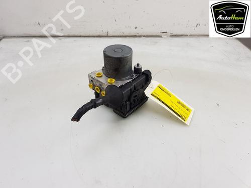 Used ABS pump RENAULT CLIO III Grandtour (KR0/1_) 1.2 16V (KR0P) (101 hp) 14930664