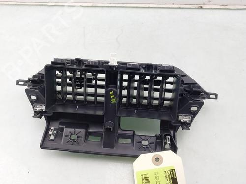 Air vent PEUGEOT 208 II (UB_, UP_, UW_, UJ_) e-208 | BP30351784I21