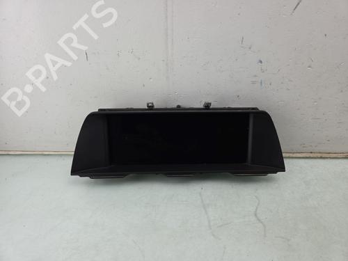 Used Electronic module BMW 5 Touring (F11) M 550 d xDrive (381 hp) 30743531