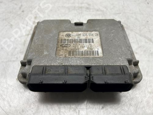 Calculateur moteur (ecu) VW GOLF IV (1J1) 1.6 16V (105 hp) 32087362