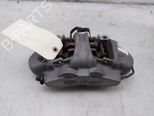 Used Left front brake caliper ALFA ROMEO STELVIO (949_) 2.0 Q4 (949.AXA2A) (280 hp) 29887966