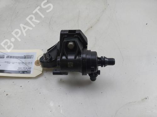 Used Auxiliary water pump BMW X5 (G05, F95) xDrive 50 e Plug-in-Hybrid (489 hp) 28950212