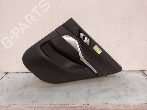 Bageste højre beklædning Bageste højre beklædning BMW X5 (G05, F95) xDrive 45 e Plug-in Hybrid (394 hp) 33929335 33929335