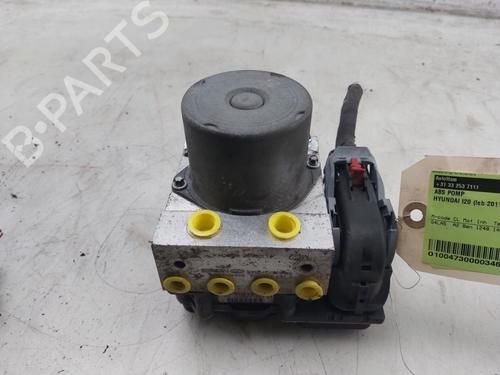 Used ABS pump HYUNDAI i20 I (PB, PBT) 1.2 (78 hp) 31638605