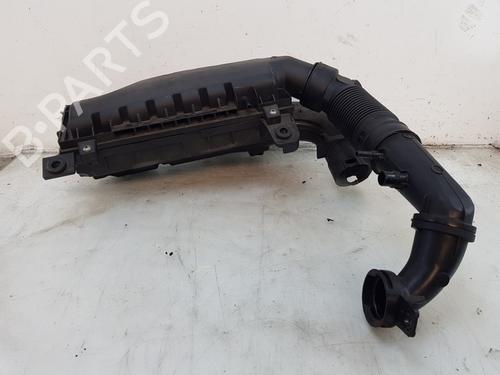 Used Air filter box PEUGEOT 3008 II SUV (MC_, MR_, MJ_, M4_) 1.2 THP/ PureTech 130 (MRHNSM, MRHNSU, MRHNSJ, MRHNYW,... (131 hp) 28715979
