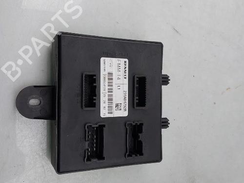 Used Electronic module RENAULT CLIO IV Grandtour (KH_) 0.9 TCe 90 (90 hp) 30060367