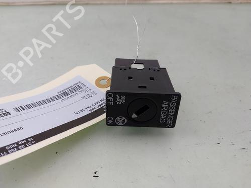 Used Switch VW GOLF VII (5G1, BQ1, BE1, BE2) 1.6 TDI (110 hp) 29025749