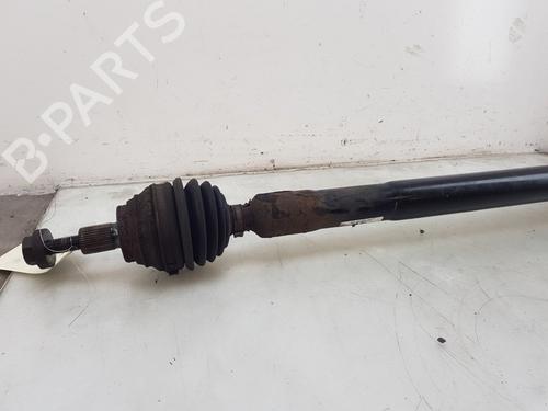Drivaksel fortil Højre VW PASSAT B6 Variant (3C5) 1.4 TSI | BP28112381M39 