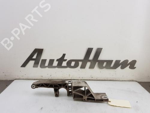 right-front-suspension-arm-porsche-panamera-970-48-4s-97034111307-97034111311-2009-2010-2011-2012-2013-2014-2015-2016-2017-12029076 main image