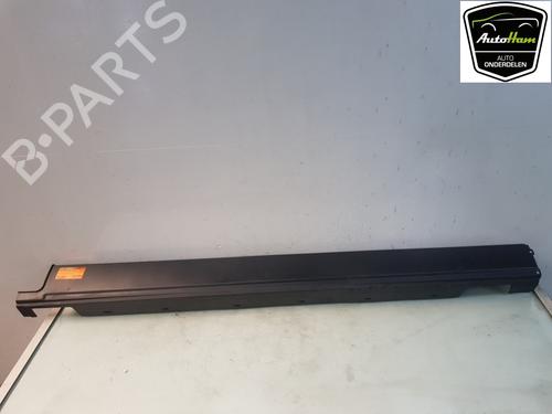 Używane Próg lewy LAND ROVER RANGE ROVER SPORT II (L494) 2.0 P400e PHEV 4x4 (300 hp) 13299299