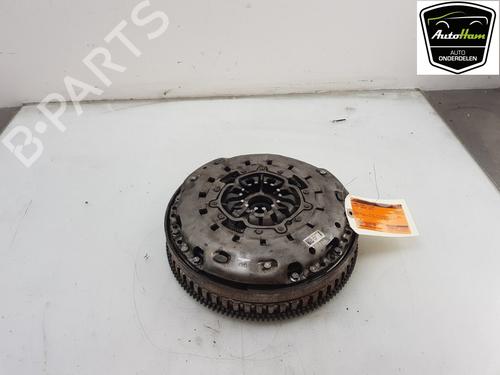 Używane Koło zamachowe RENAULT KADJAR (HA_, HL_) 1.6 dCi 130 4x4 (HLA4) (130 hp) 12039922