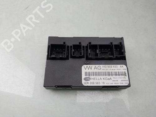 Commande Confort VW GOLF V (1K1) 1.4 FSI (90 hp) 31260292