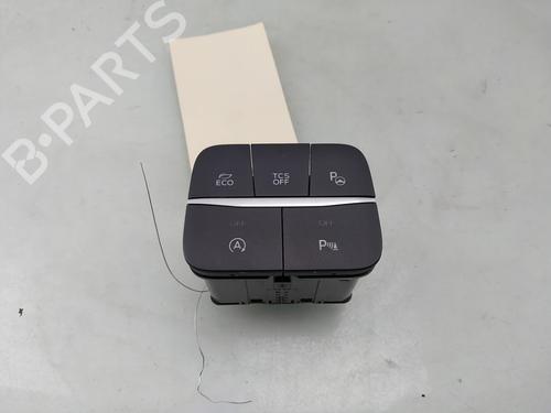 switch-ford-fiesta-vii-hj-hf-2017-34540443 main image