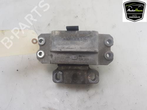 Used Gearbox mount Gearbox mount VW CADDY III Box Body/MPV (2KA, 2KH, 2CA, 2CH) 1.6 TDI (75 hp) 13545455 13545455