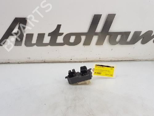 Used Switch TOYOTA YARIS (_P13_) 1.3 (NSP130_, NSP130) (99 hp) 12013711