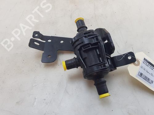 Used Thermostat housing MERCEDES-BENZ CITAN Box Body/MPV (W420) 1.5 110 CDI (420.623, 420.625) (95 hp) 27239725