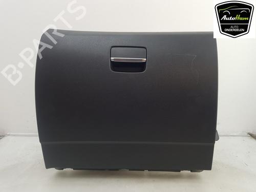 Used Glove box MERCEDES-BENZ B-CLASS Sports Tourer (W246, W242) B 180 (246.242) (122 hp) 18433481