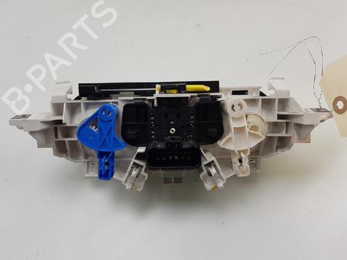 Climate control RENAULT TWINGO II (CN0_) 1.2 (CN0D) | BP12015820I5 