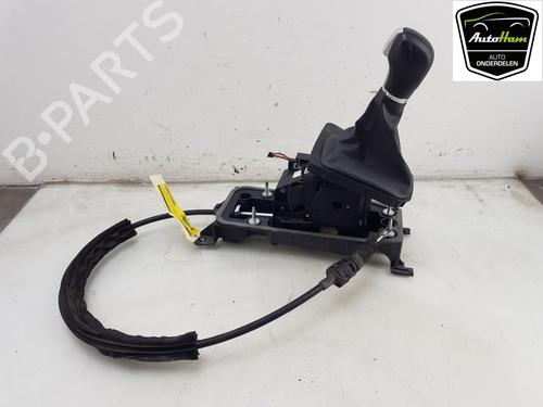 Used Gear lever SEAT ARONA (KJ7, KJP) 1.0 TSI (115 hp) 16754345