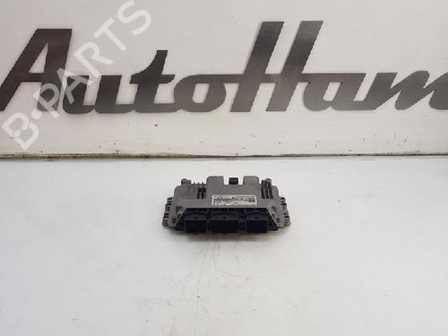 Used Engine control unit (ECU) Engine control unit (ECU) 12010940 12010940