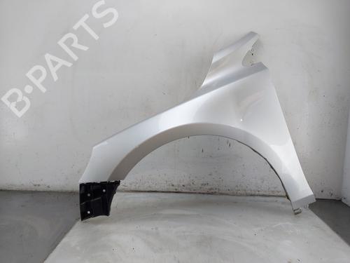Used Left front fenders Left front fenders VOLVO V40 Hatchback (525) T2 GTDi (120 hp) 34124206 34124206