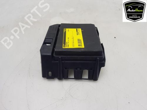 Used Fuse box Fuse box RENAULT CLIO V (B7_) 1.6 E-TECH 145 (B7MU) (143 hp) 17646432 17646432
