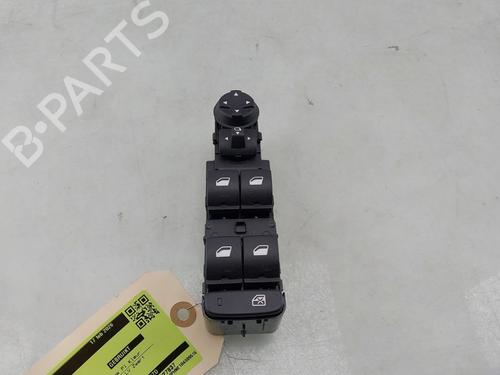 switch-opel-corsa-f-p2jo-2019-32415707 main image