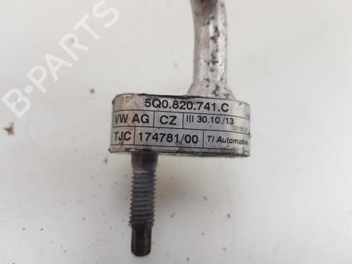 AC pipe SKODA OCTAVIA III Combi (5E5, 5E6) 2.0 TDI | BP28949852M126 