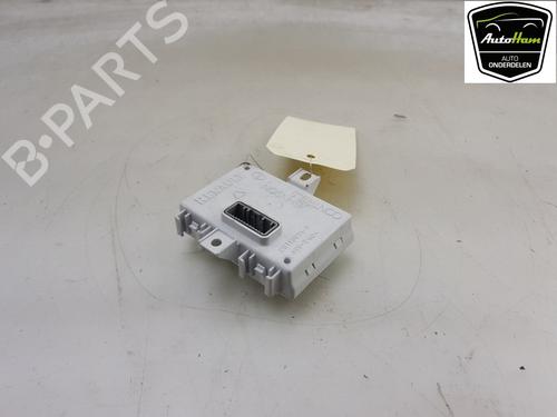 Used Electronic module RENAULT CLIO III Grandtour (KR0/1_) 1.2 16V (KR0P) (101 hp) 14907071