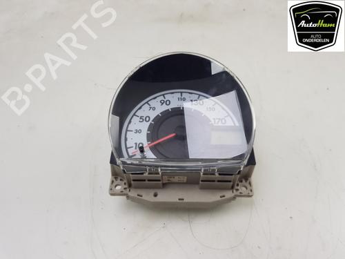 Used Instrument cluster TOYOTA AYGO (_B1_) 1.0 (KGB10_, KGB10R) (68 hp) 18869401