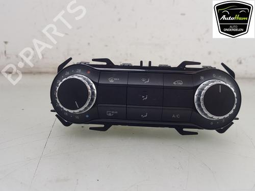 Commande Chauffage MERCEDES-BENZ CLA Coupe (C117) CLA 180 (117.342) (122 hp) 18254443
